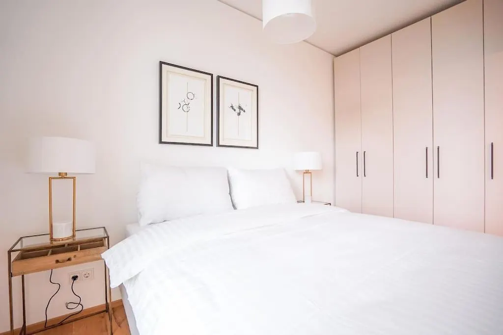 Apartment Executive Suite W/ Rooftop Pool Vienna